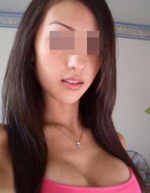 Jolie brune cherche du sexe sur Reims