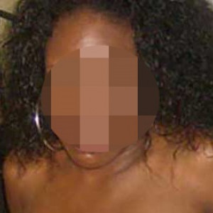 Une fille black en manque de sexe sur Poitiers