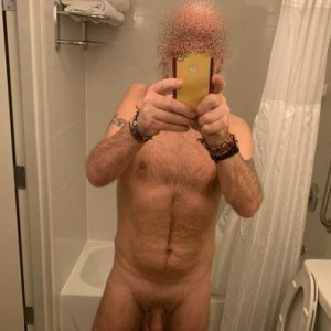 Christian SM 45 ans pour plan sexe sur Tarbes