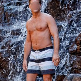 Bogoss musclé de Bordeaux pour aventure passagère