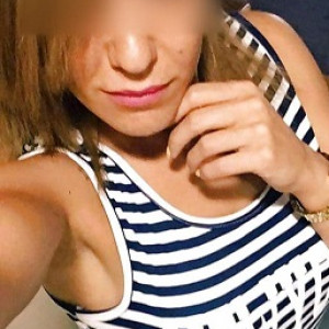 Plan cul avec femme rousse et soumise SM  ( Quimper )