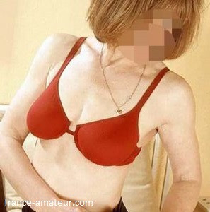 Plan Q sur Cholet avec une Milf de 45 ans