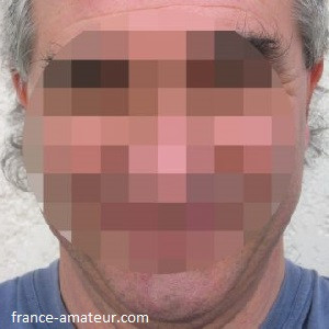 Homme de 52 ans cherche plan à trois avec deux femmes sur Dijon