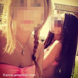 2 Jeunes lesbiennes de Metz en recherche d’une gouine gourmande