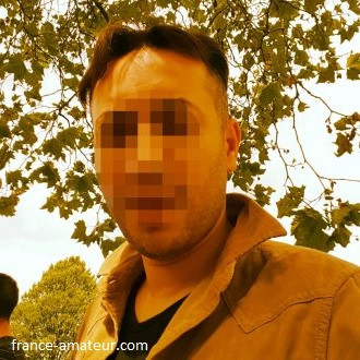 Coquin et endurant sur Aulnay-Sous-Bois cherche une petite pute