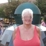 Grosse mature et épilée de la moule pour rencontre sur Amiens