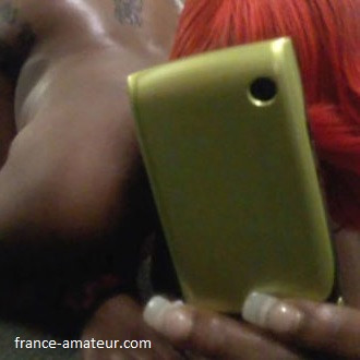 Africaine sexy de Paris te rejoint dans un plan cul en semaine