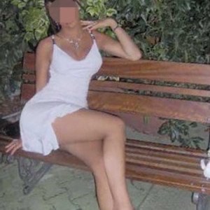 Greyminia de Cannes a hâte de faire des rencontres coquines