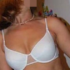 Coquine bretonne cherche une queue à Lorient