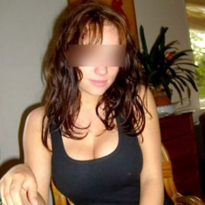 Laure78 cherche son plan sexe à Versailles