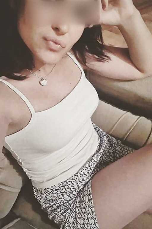 Julie tentée pour rencontre coquine sur Joigny