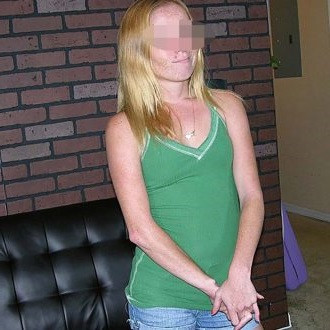 Blonde chaude de l’abricot ouverte pour plan baise Élancourt