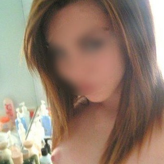 Léanalove intéressée pour rencontre libertine Nantes