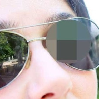 Tentée par des relations bisexuelles sur Paris