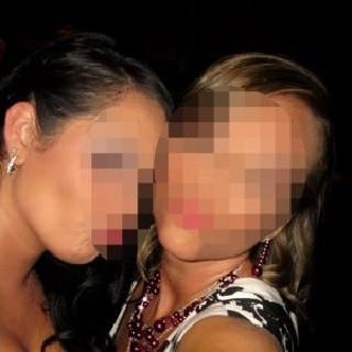 Couple lesbienne de Brest cherche plan à trois