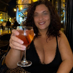 Rdv parisien avec PerleSexy une femme très coquine